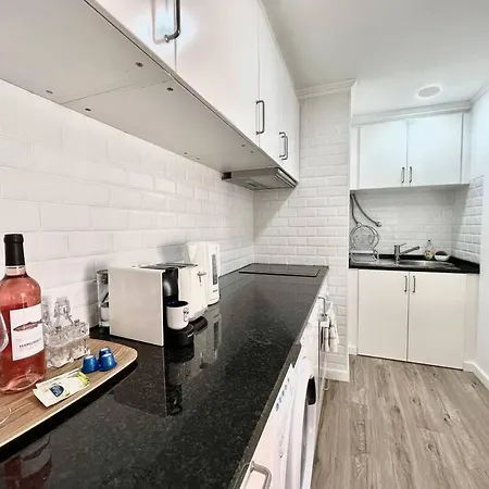 Urban Retreat Apartman *